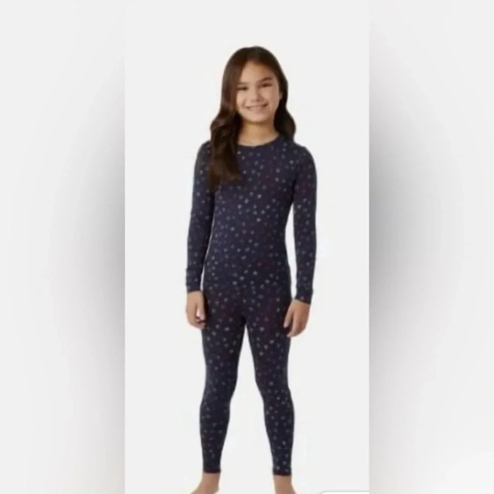 32 Degrees Kids Long sleeve crew neck Navy and Blue Snowflake Legging Set
